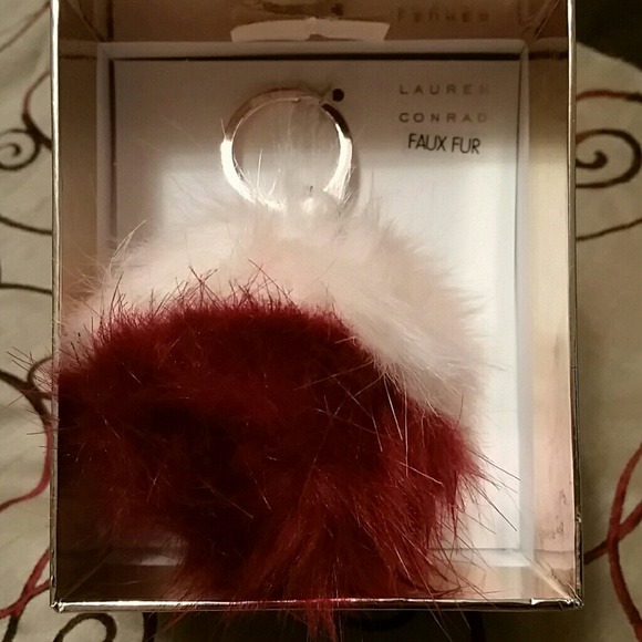 Lauren Conrad Accessories - Sale💖❤Lauren Conrad💖 faux 💖❤fur pom keychain💖❤